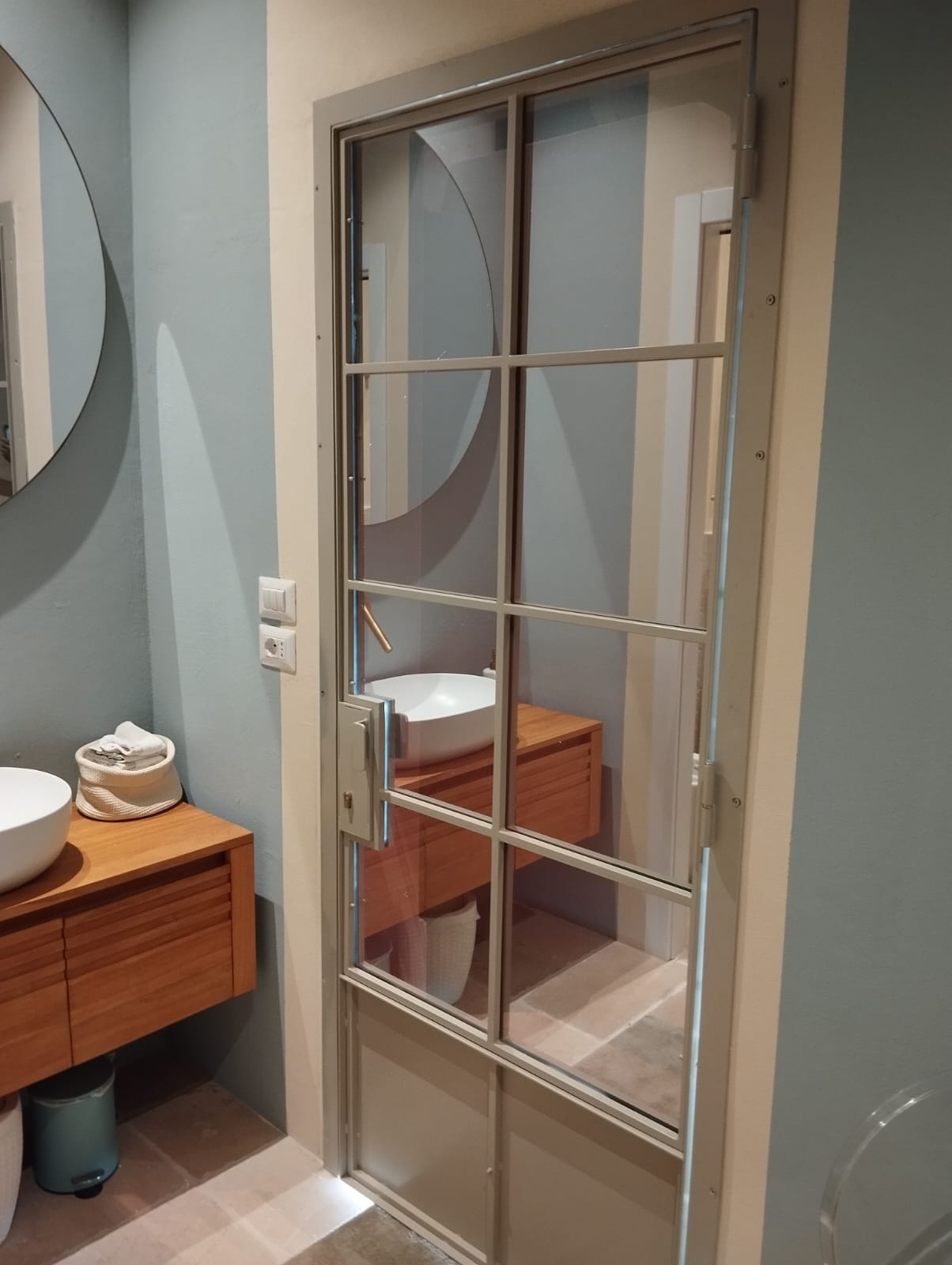 Porte e Vetrate - TRT Tortorella Antonio Aradeo (LE) - foto 15